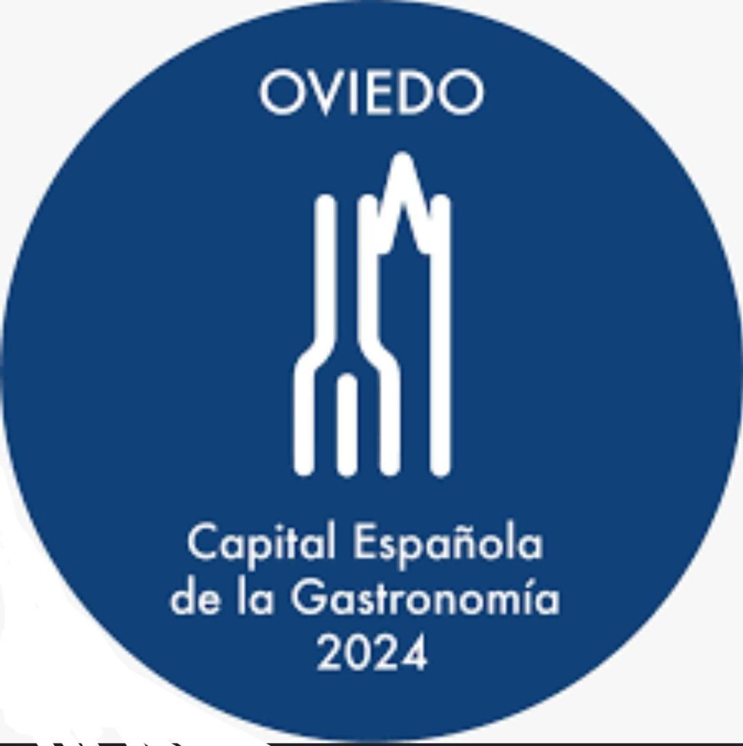 Alojamiento Oviedo 1 Eksteriør billede